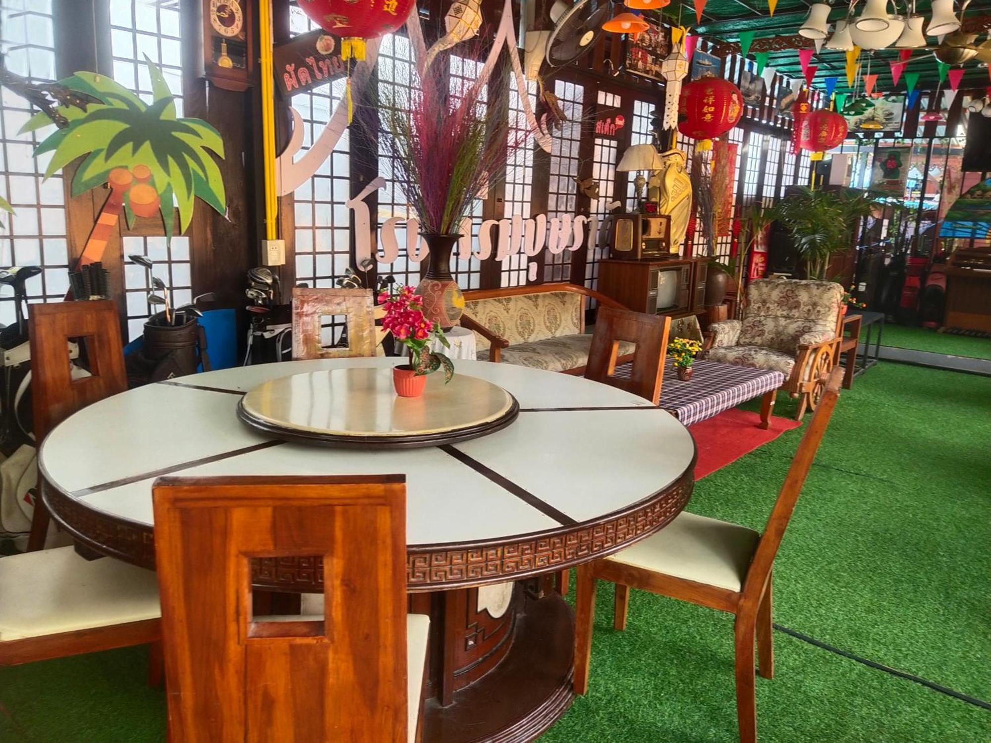 Bussaracum Resort Kanchanaburi Luaran gambar